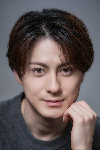 堂島大吾 役 松村龍之介