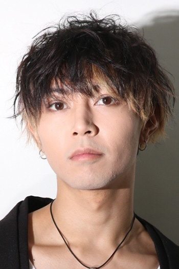エリック・トミザワ 役 山田ジェームス武