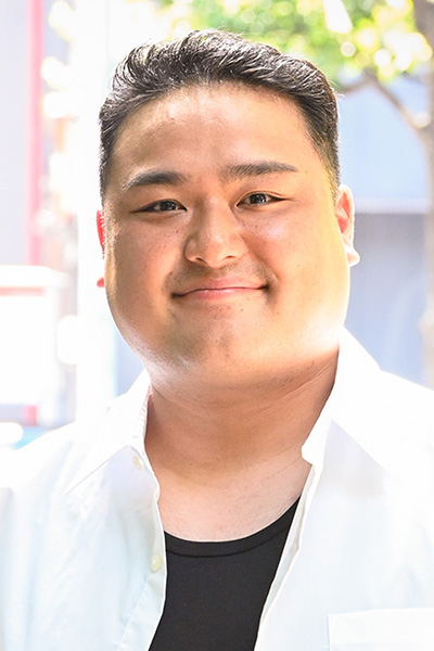 レニー・ダブリン男爵：吉田英成