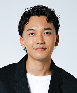 入江二千翔